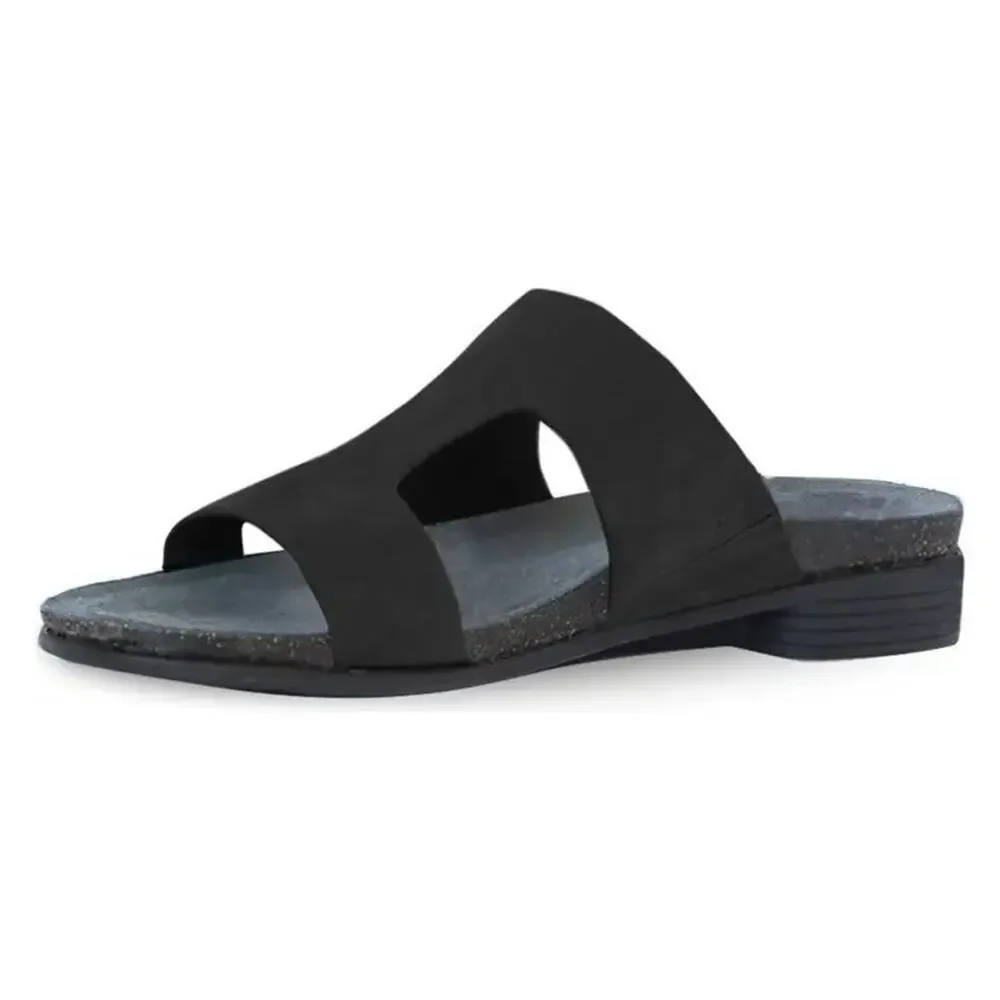 Munro these sandals